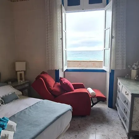 Hébergement de vacances Salema Casa De Playa En San Cristobal *