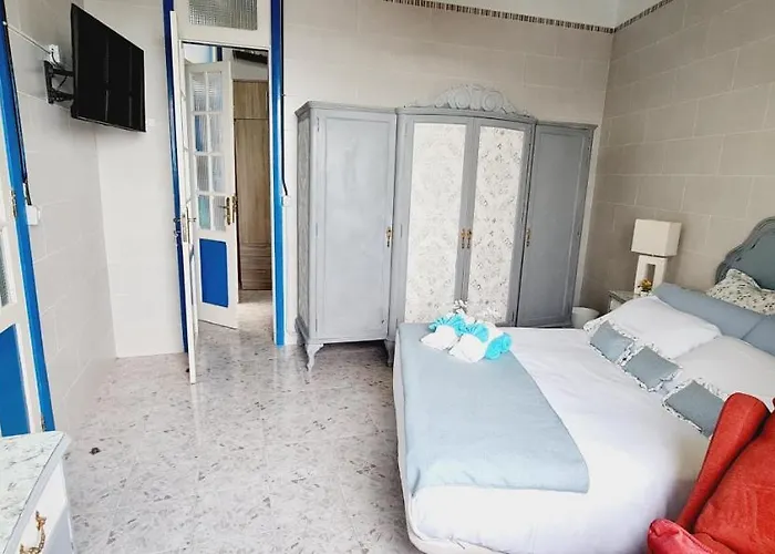 Salema Casa De Playa En San Cristobal * 라스팔마스